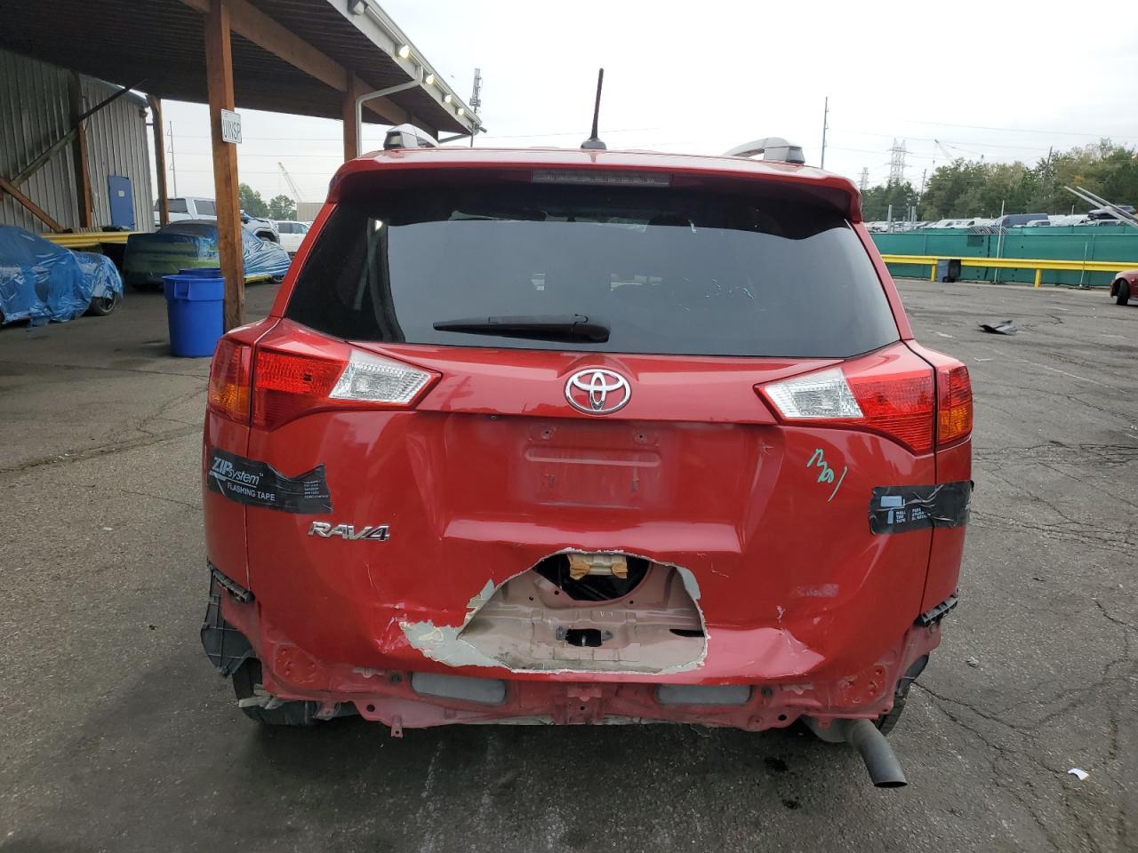 2015 TOYOTA RAV4