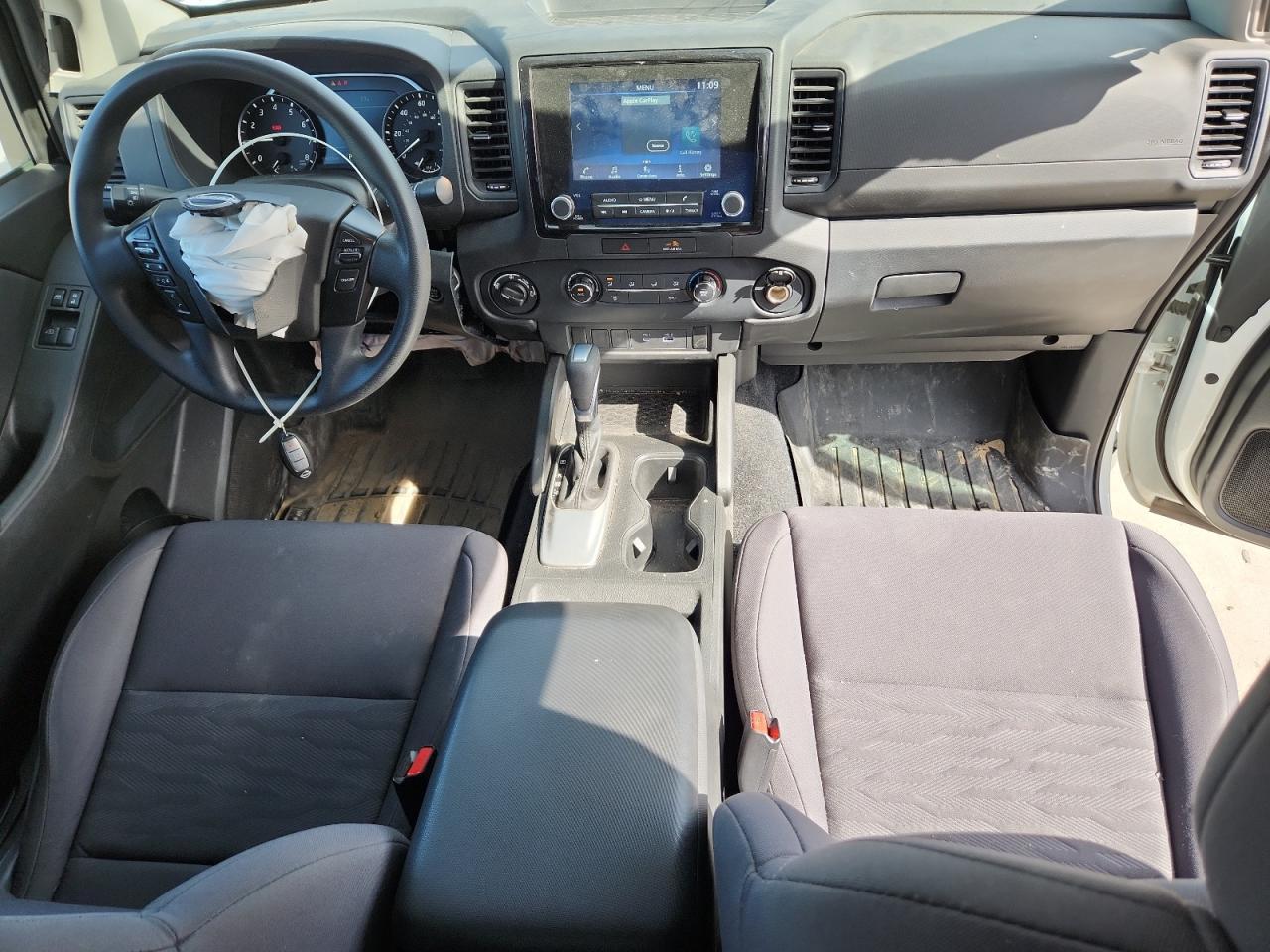 2022 NISSAN Frontier