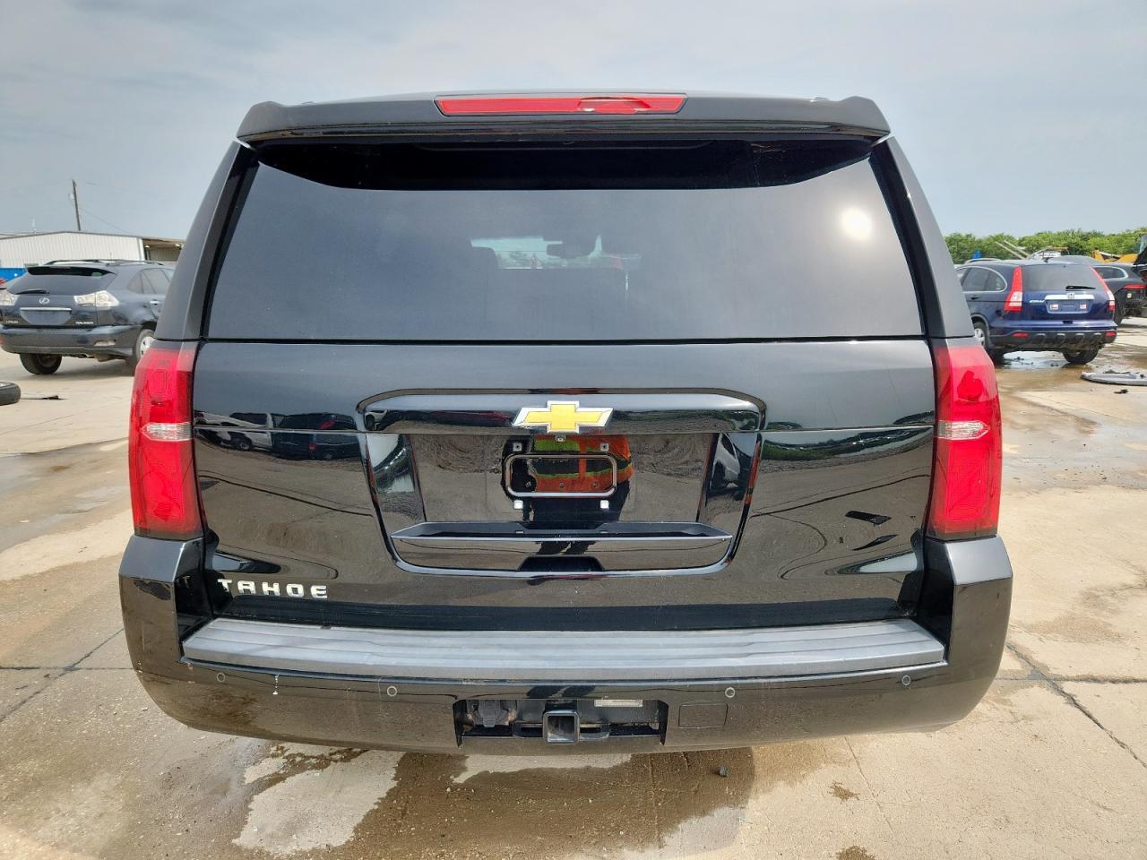 2016 CHEVROLET Tahoe