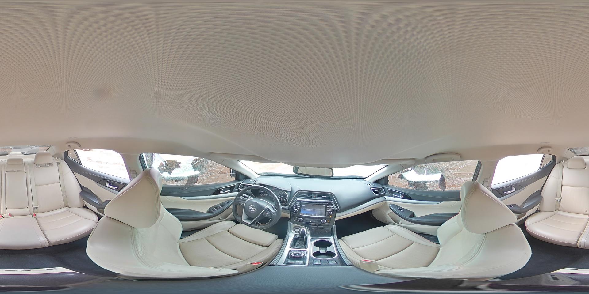 2017 NISSAN Maxima