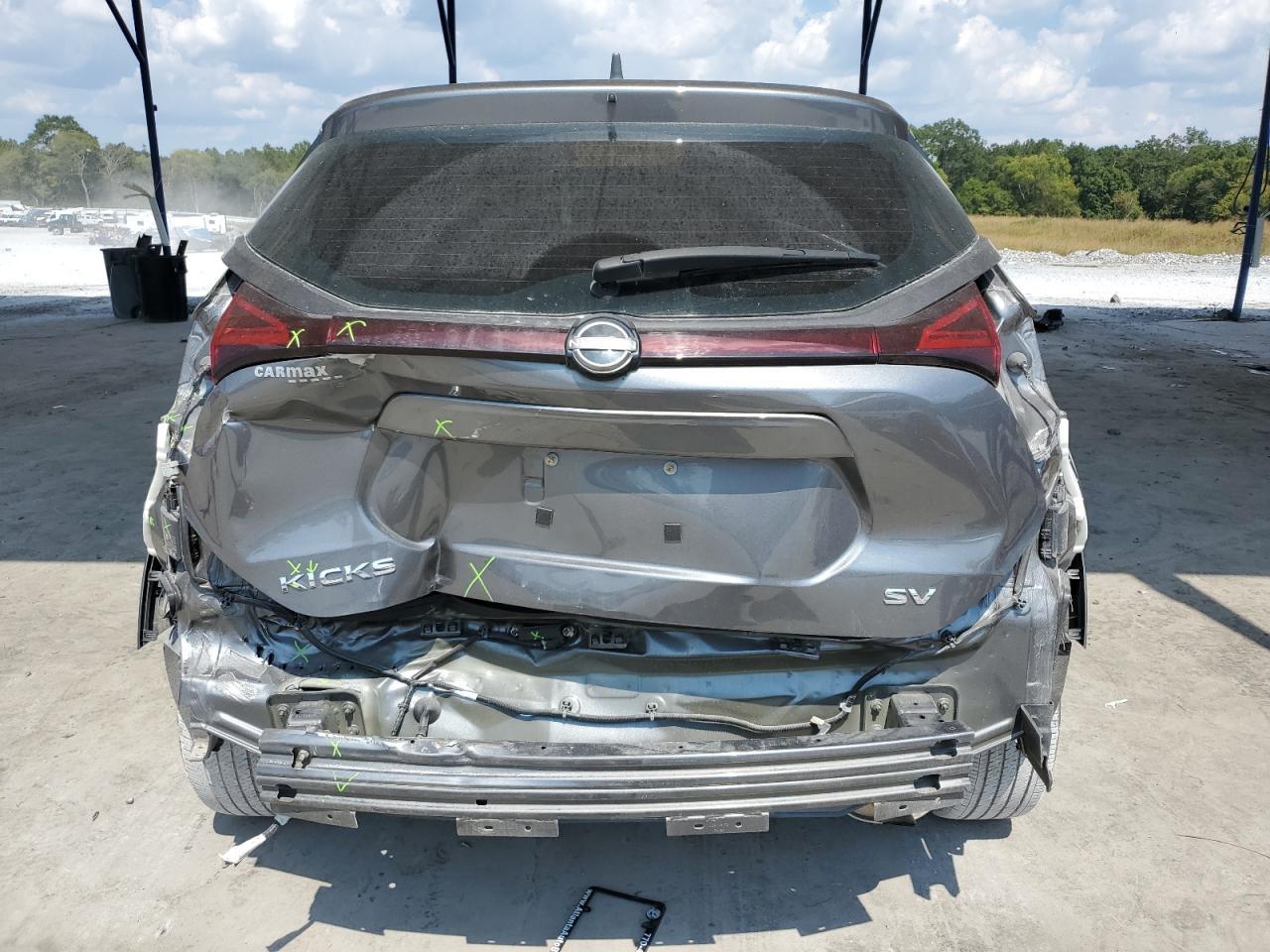 2023 NISSAN KICKS