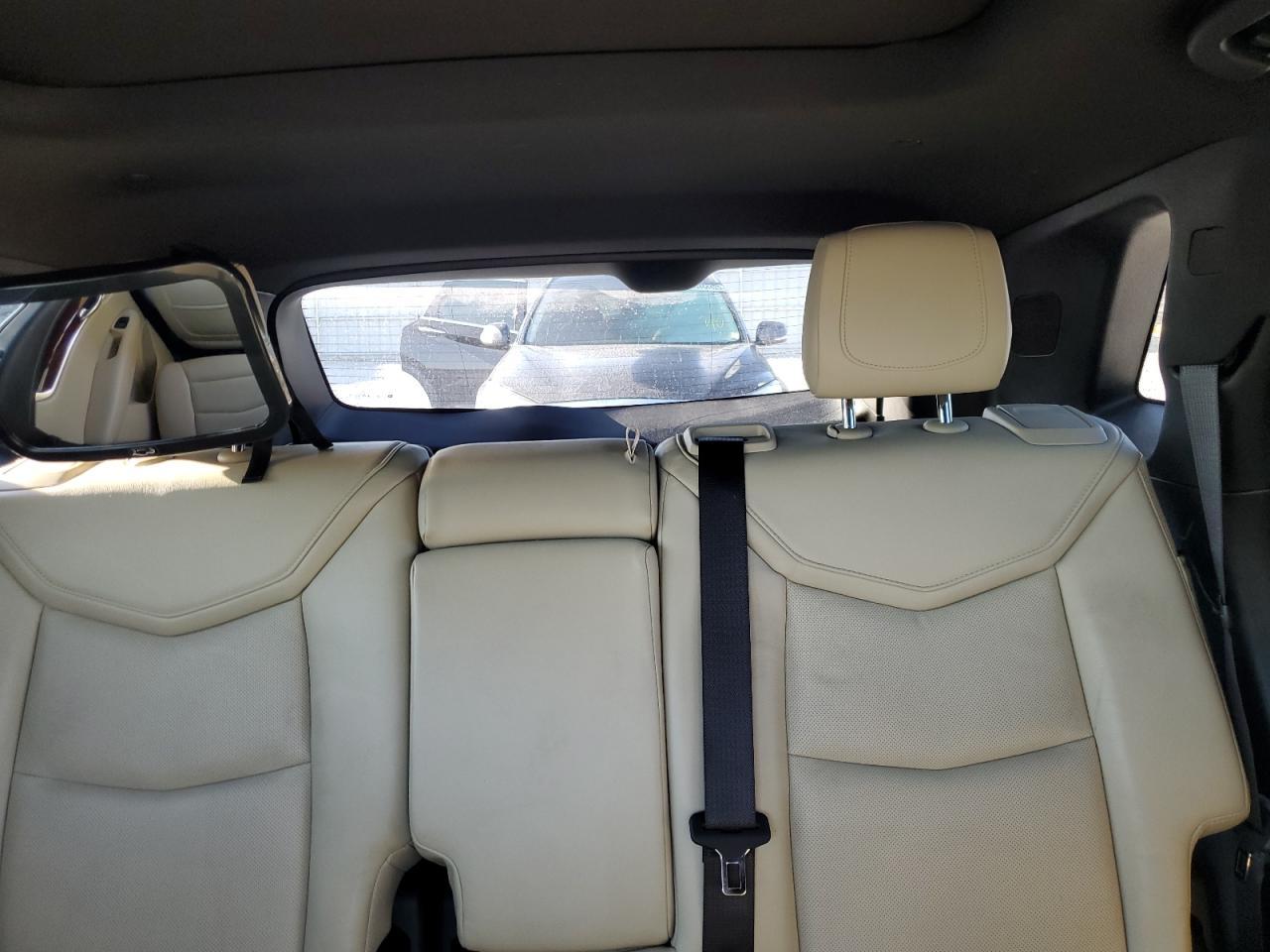 2017 CADILLAC XT5