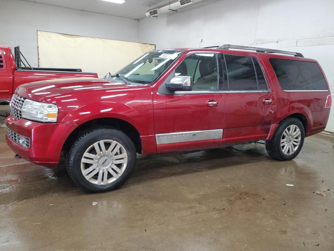 2014 LINCOLN Navigator