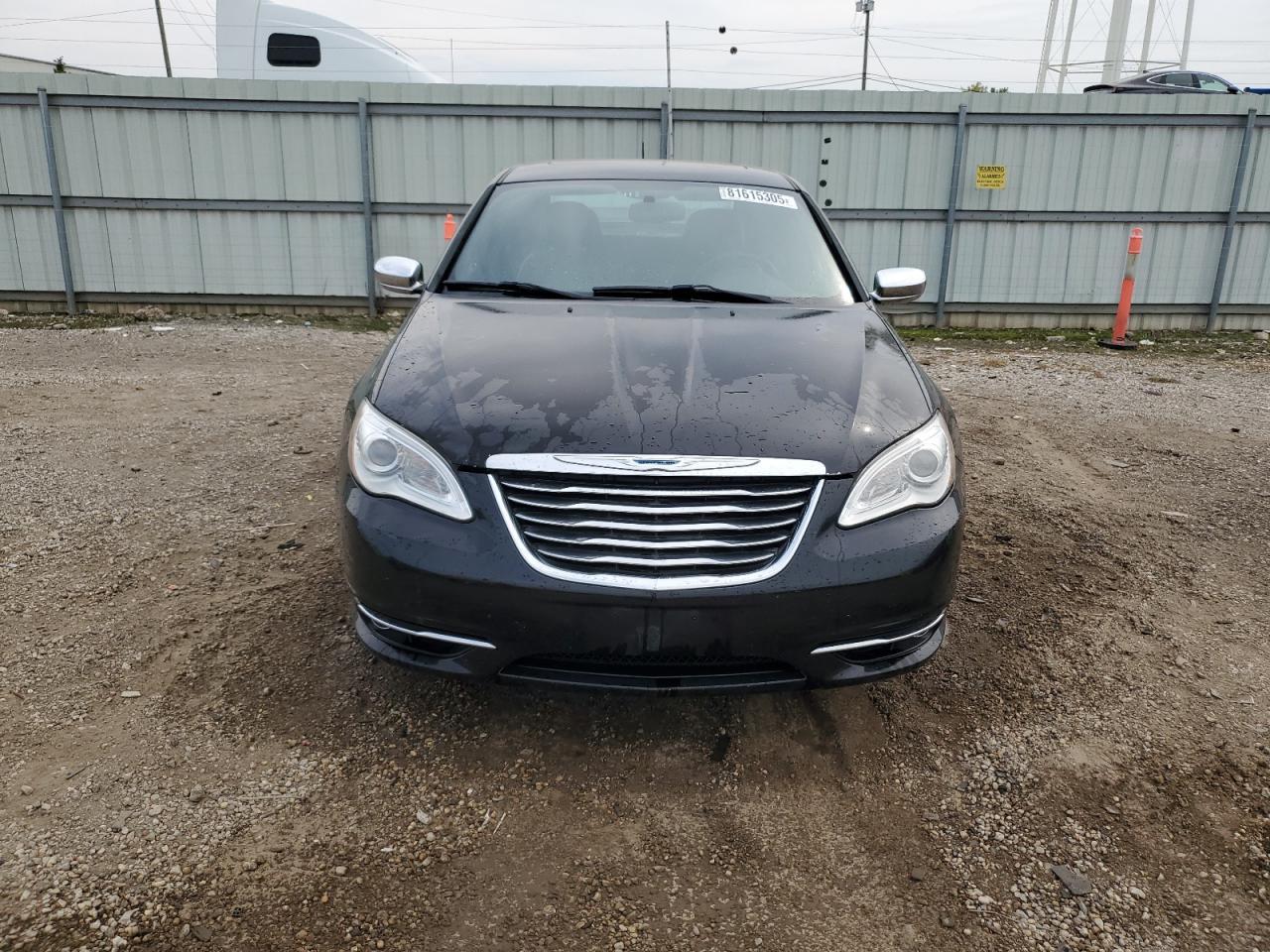 2012 CHRYSLER 200