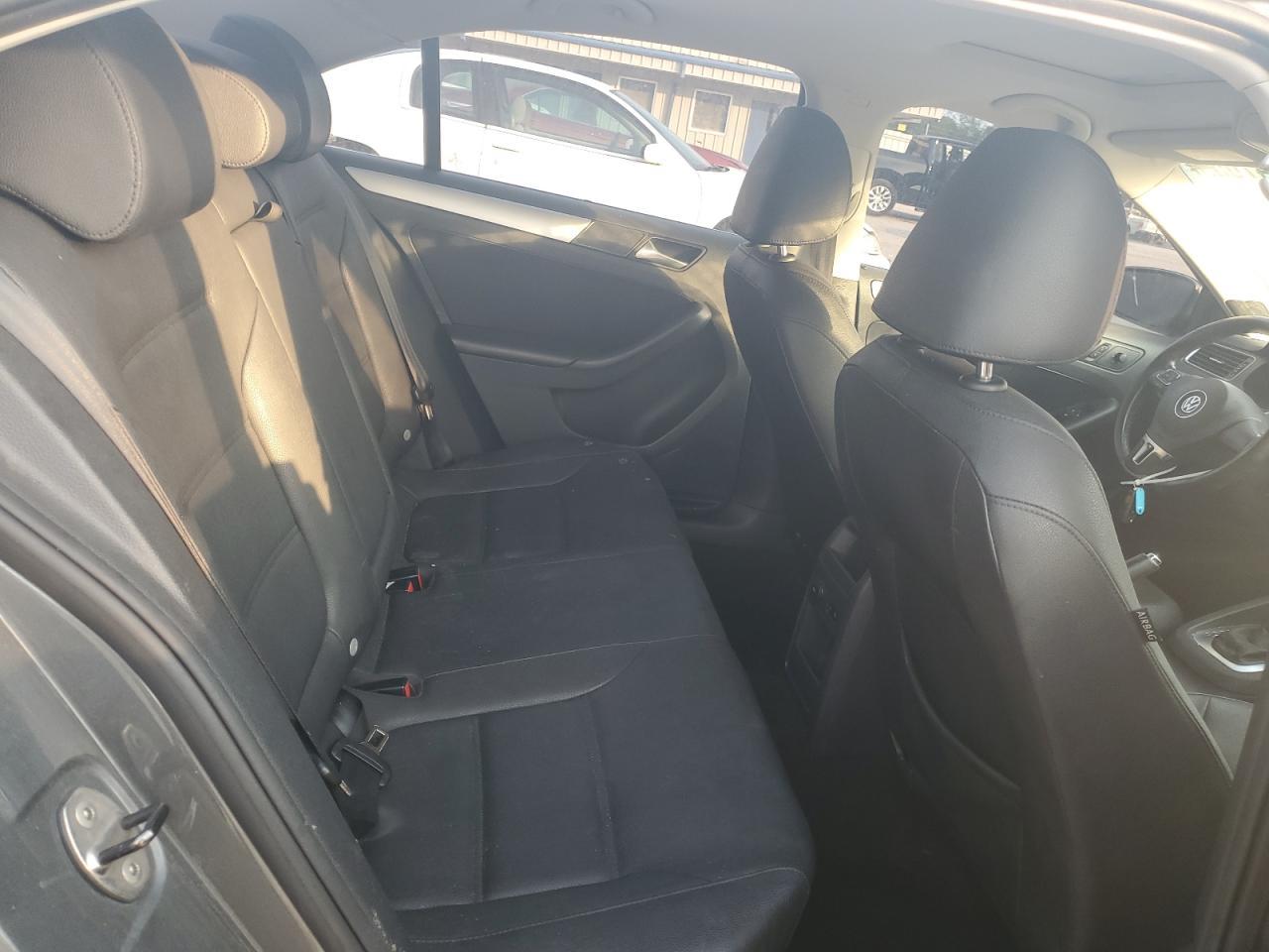 2012 VOLKSWAGEN JETTA