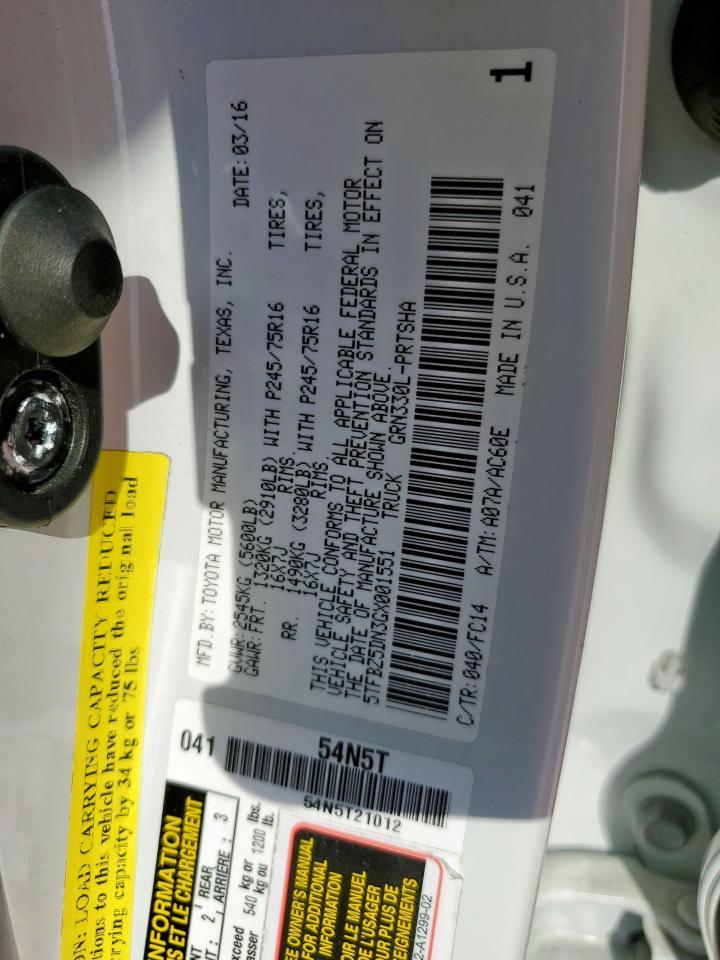 2016 TOYOTA TACOMA