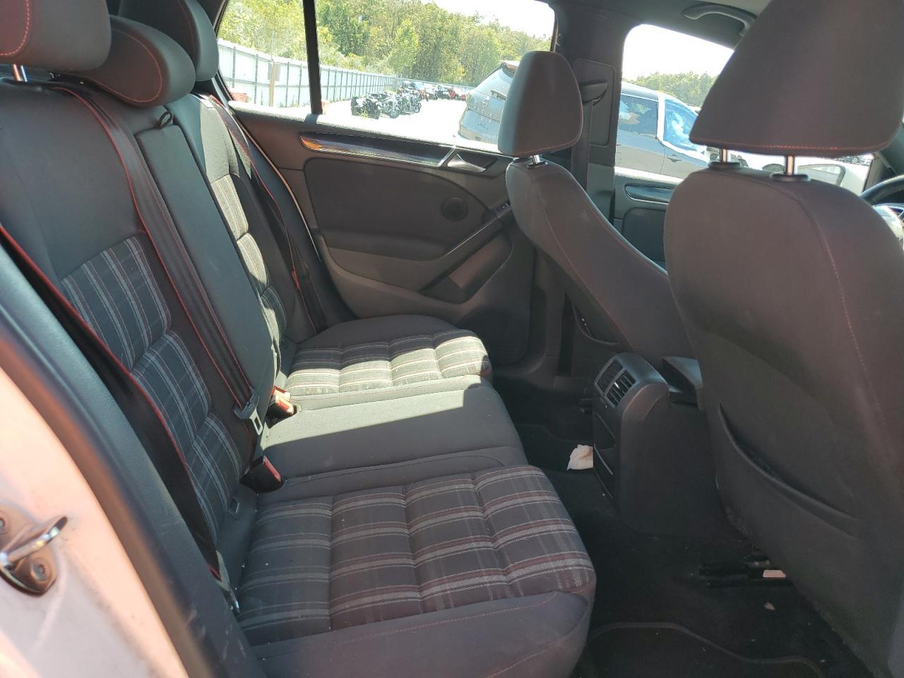 2014 VOLKSWAGEN GTI