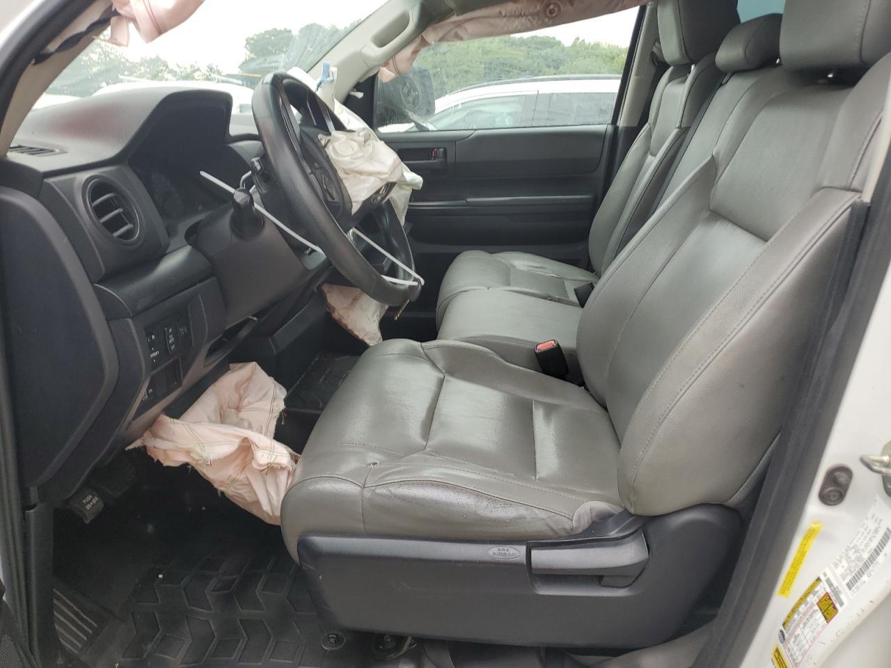 2017 TOYOTA TUNDRA