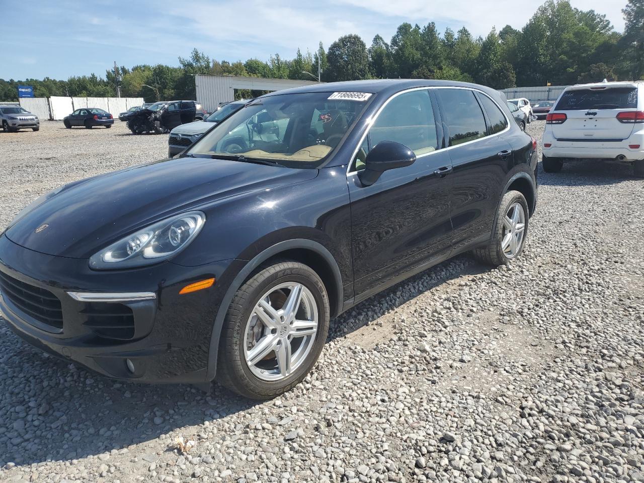 2015 PORSCHE CAYENNE