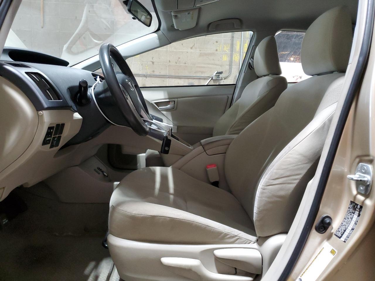 2011 TOYOTA PRIUS