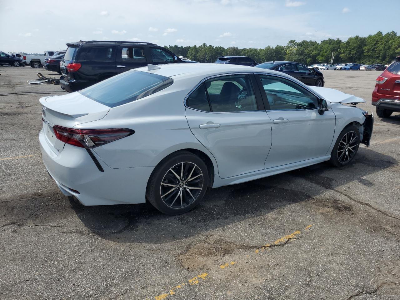 2022 TOYOTA CAMRY