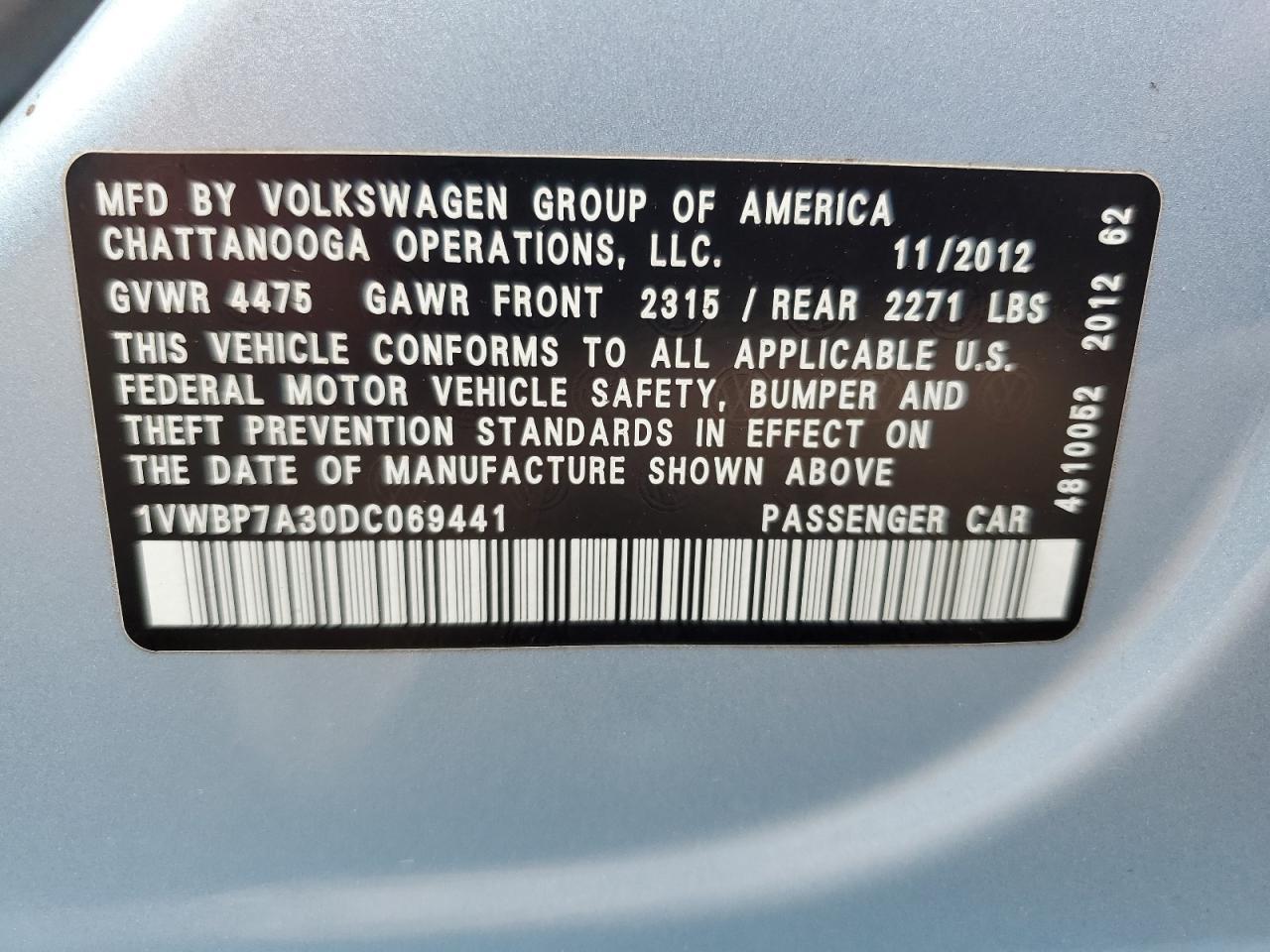 2013 VOLKSWAGEN Passat
