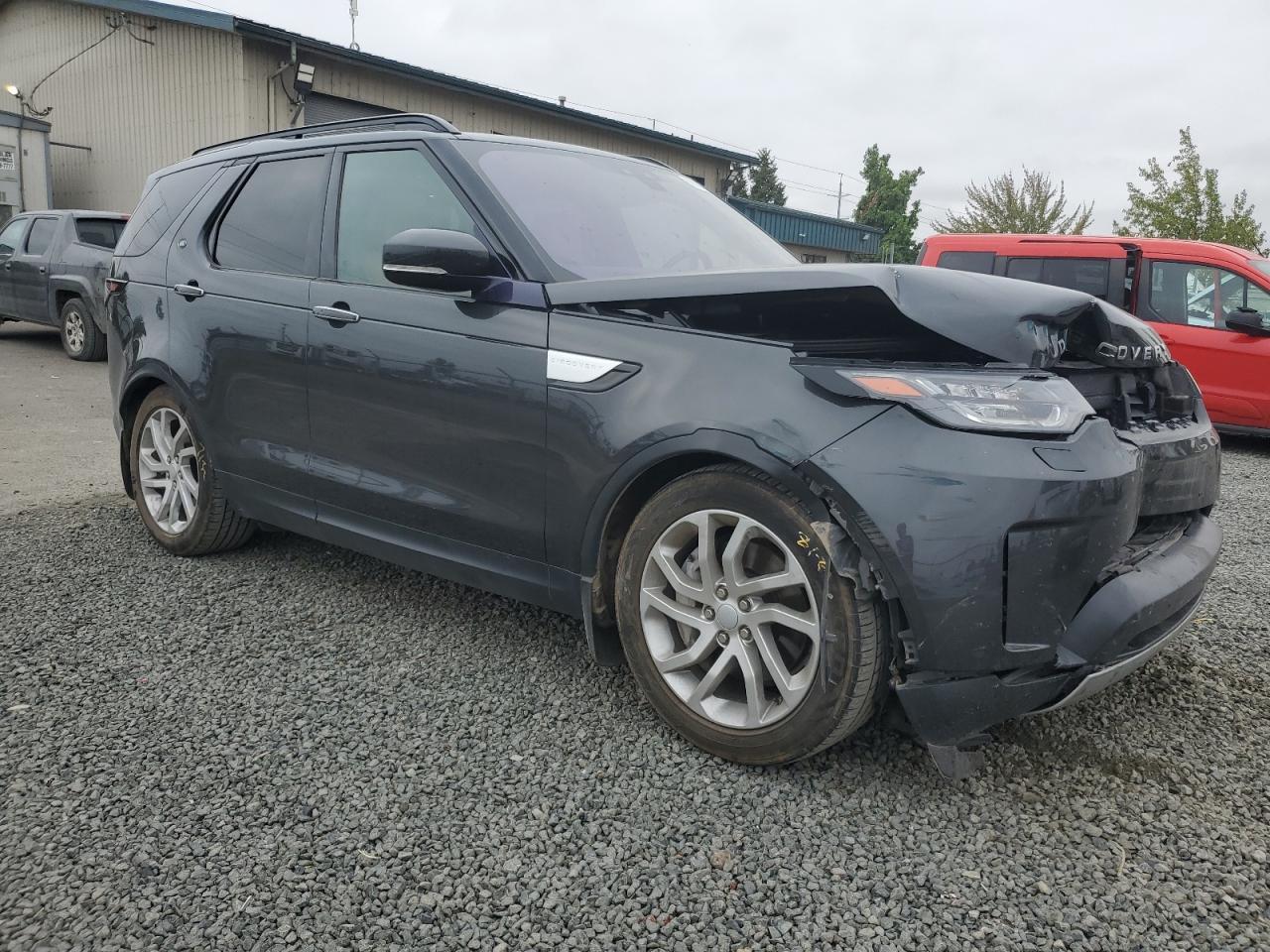 2018 LAND ROVER Discovery