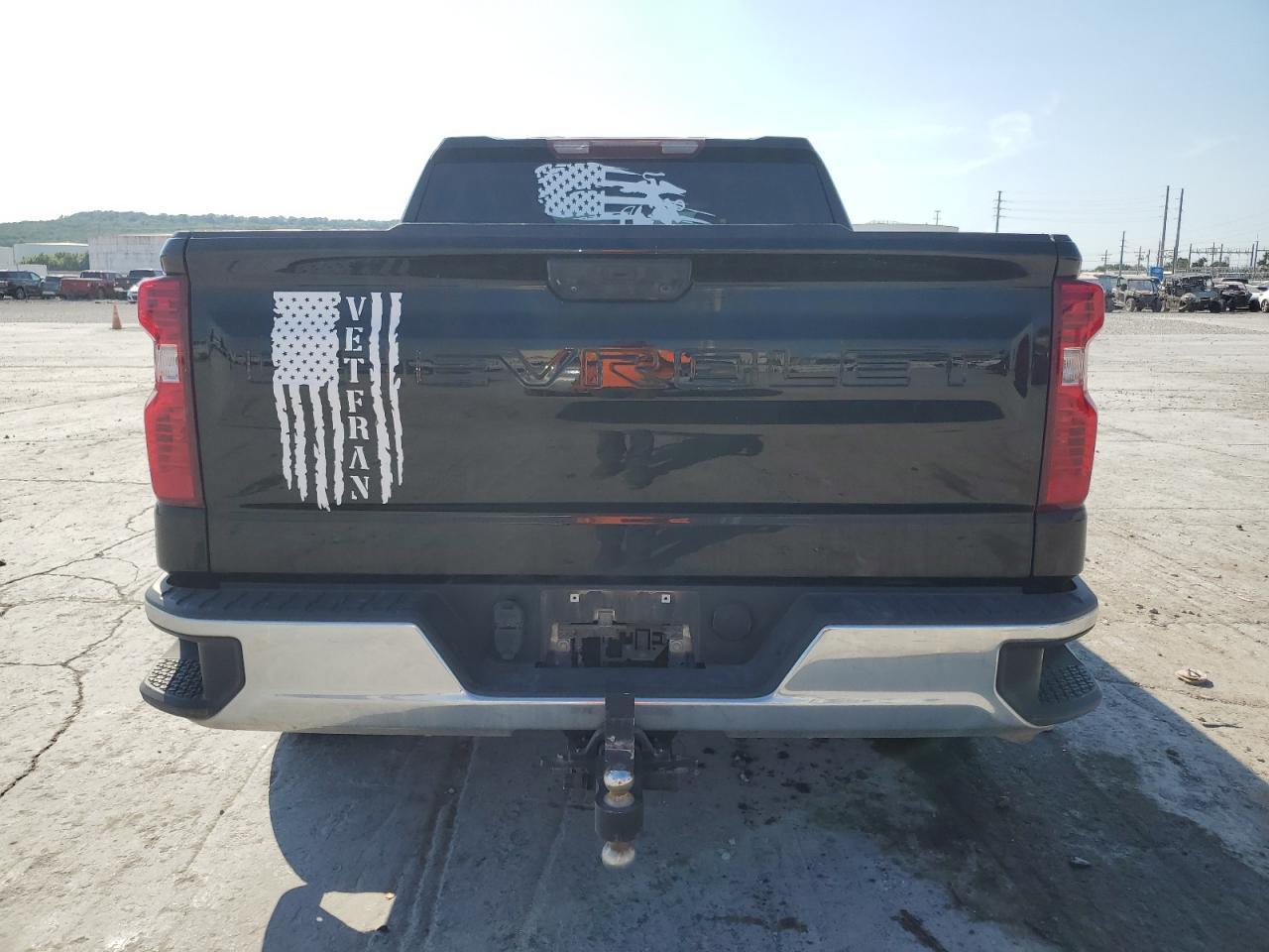 2023 CHEVROLET Silverado