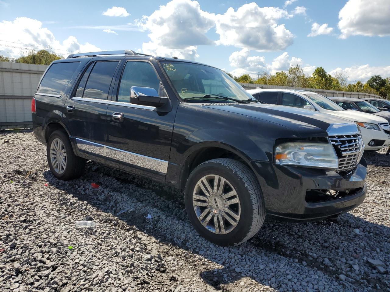 2010 LINCOLN Navigator