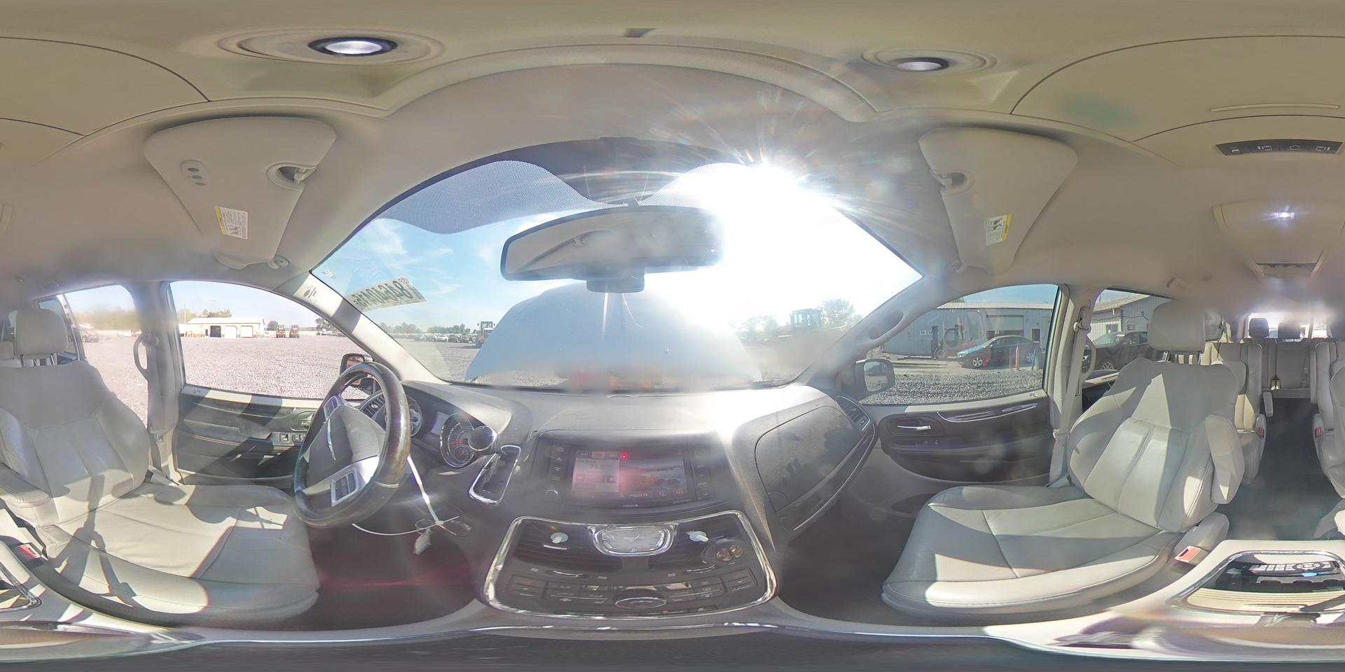 2012 CHRYSLER Town & Country