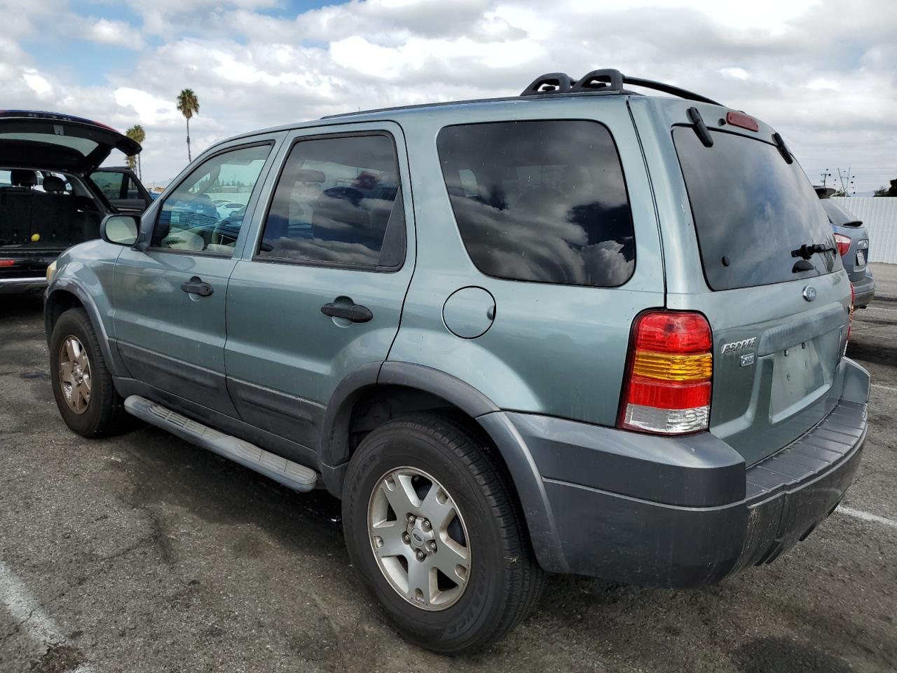 2006 FORD ESCAPE