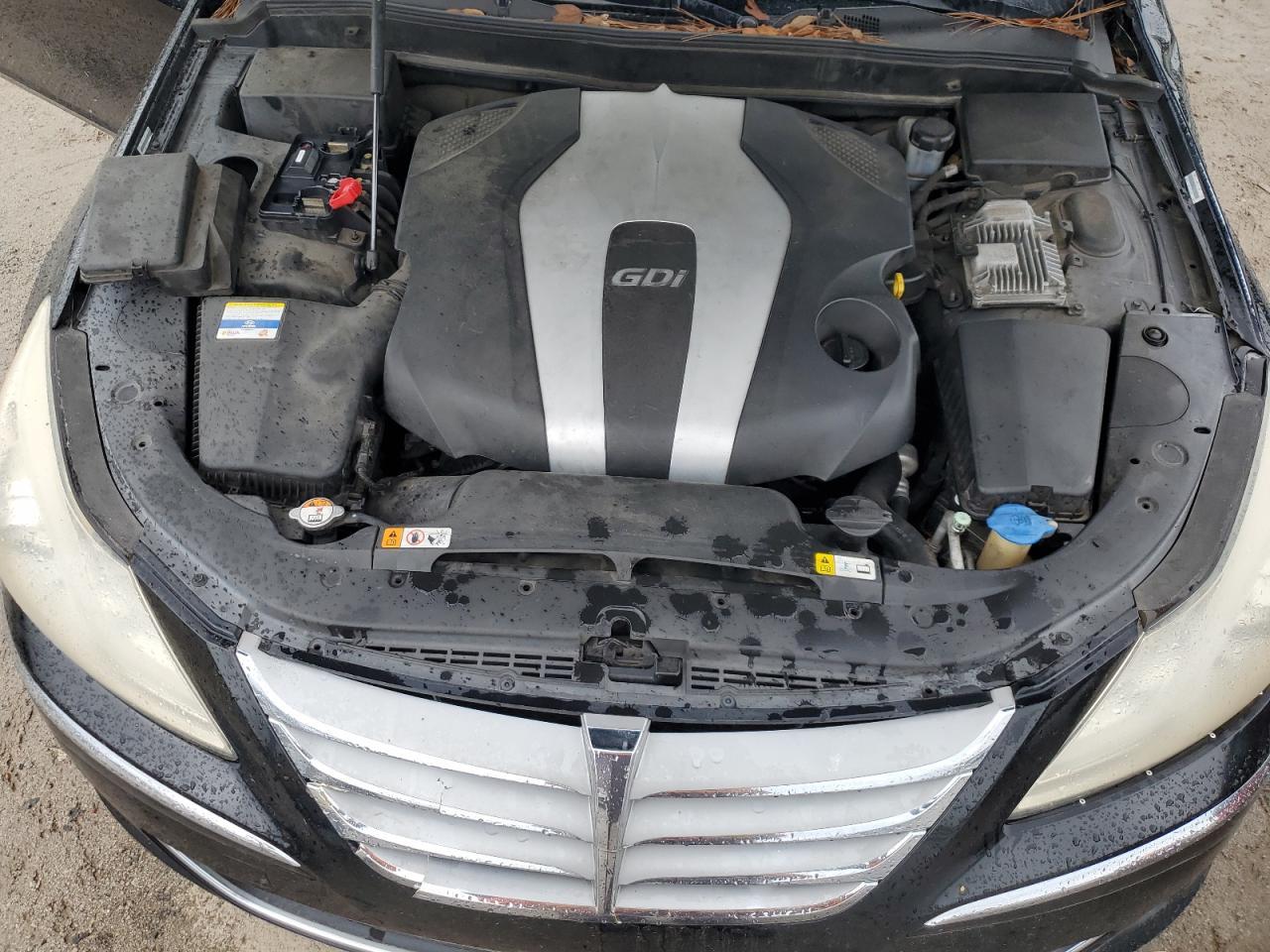 2012 HYUNDAI GENESIS
