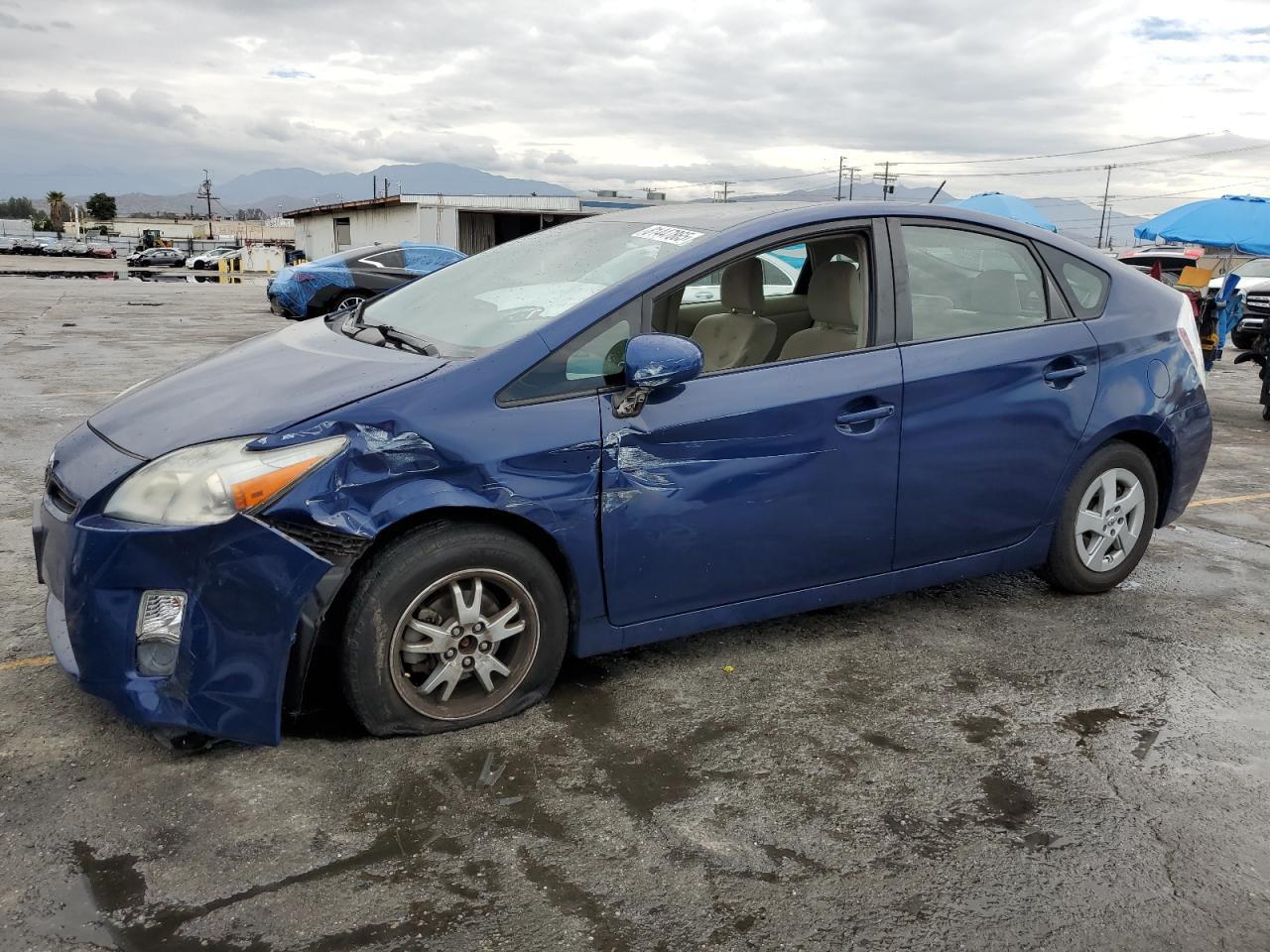 2011 TOYOTA PRIUS