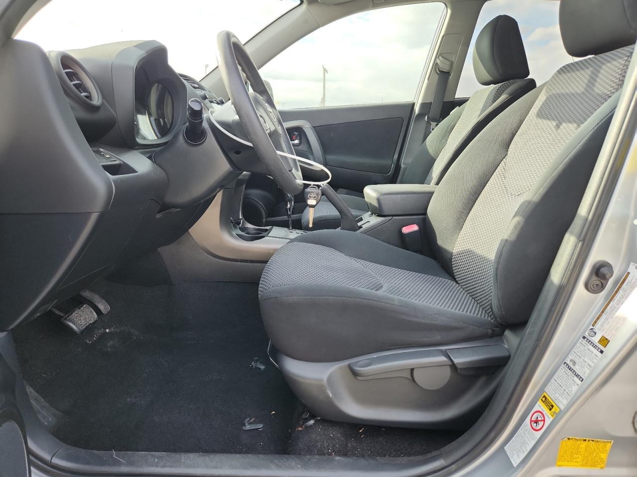 2011 TOYOTA RAV4