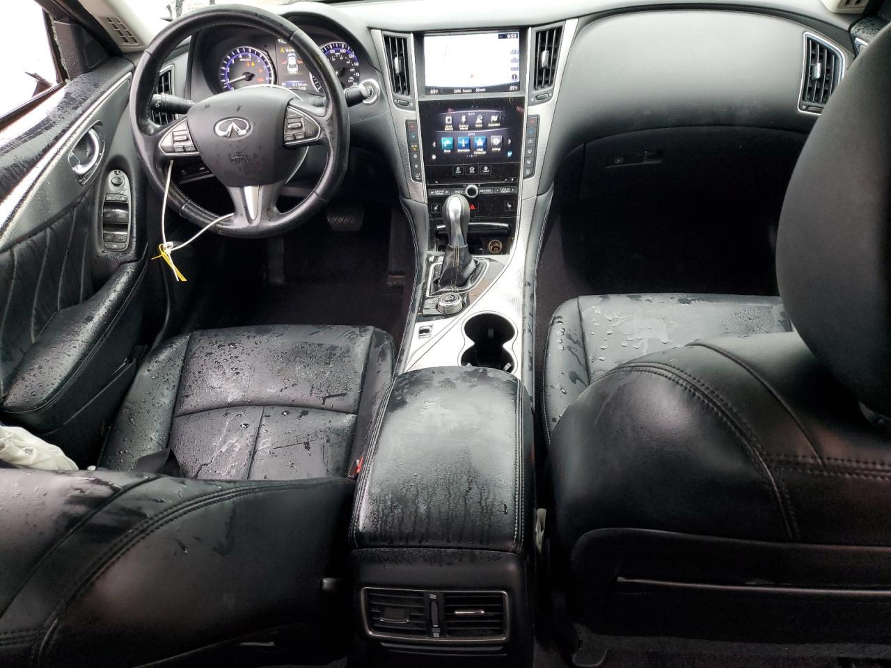 2015 INFINITI Q50