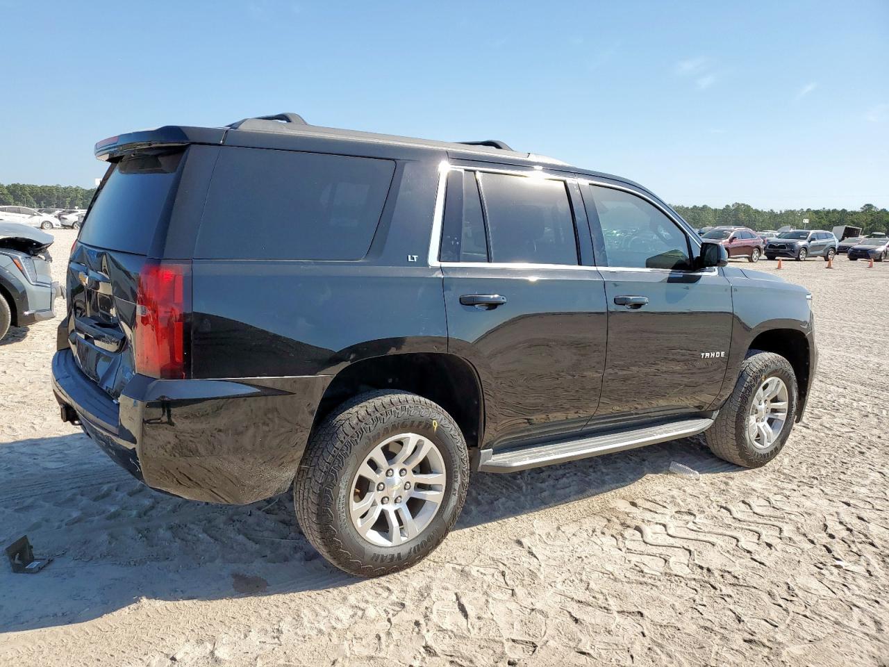 2017 CHEVROLET Tahoe