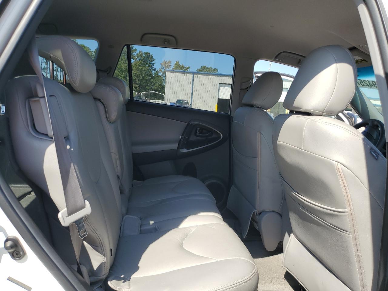 2010 TOYOTA RAV4