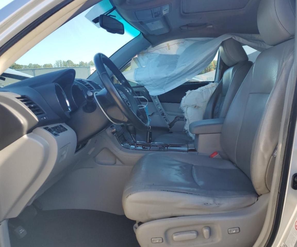 2013 TOYOTA HIGHLANDER