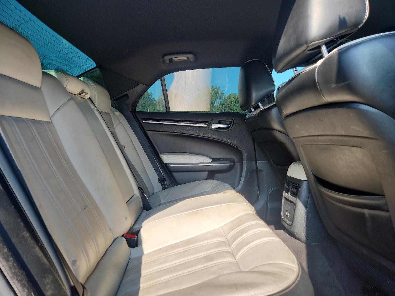 2018 CHRYSLER 300
