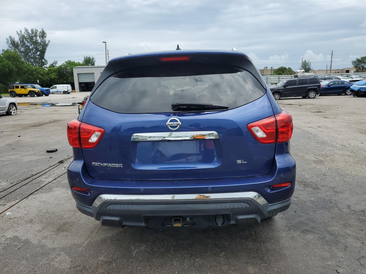 2018 NISSAN PATHFINDER