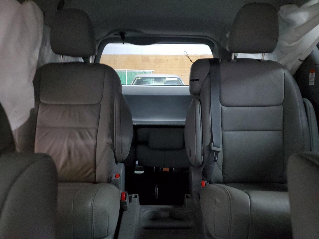 2018 TOYOTA SIENNA