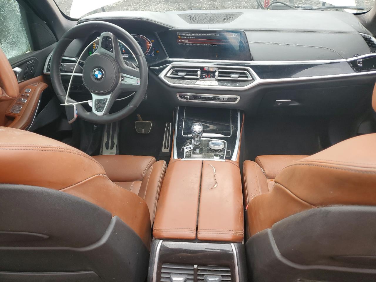 2022 BMW X7