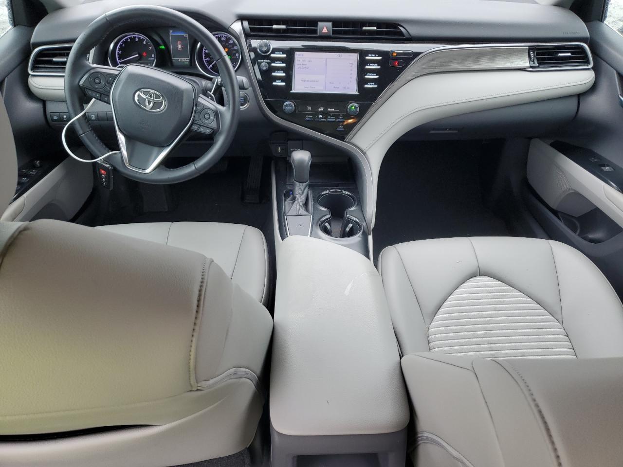 2019 TOYOTA CAMRY