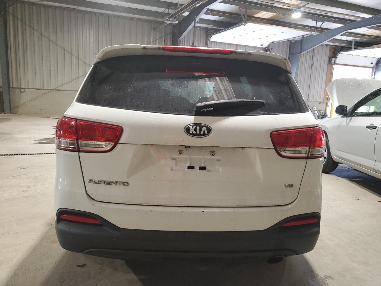 2016 KIA SORENTO