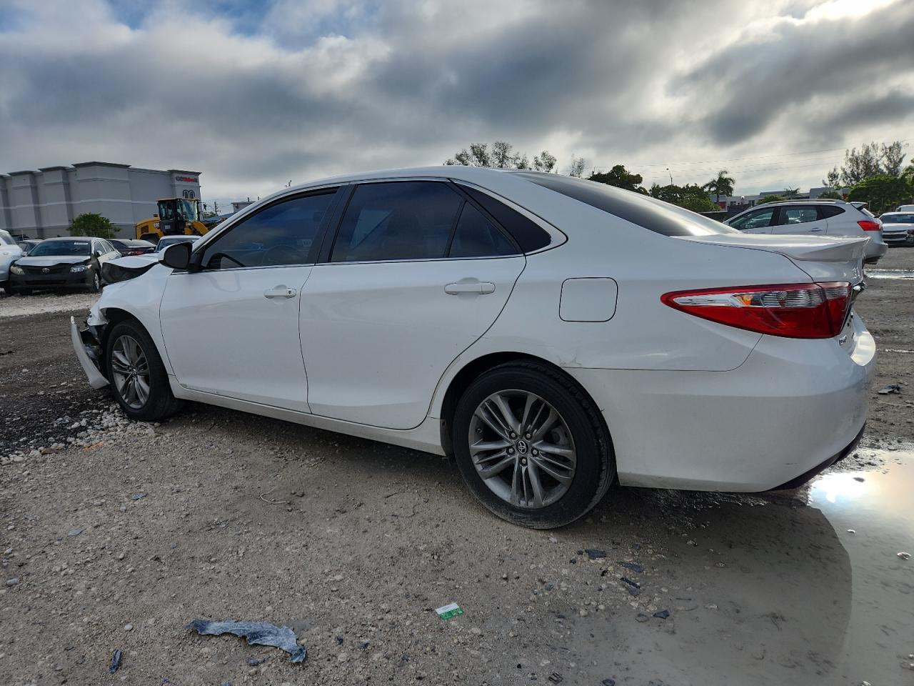 2017 TOYOTA CAMRY