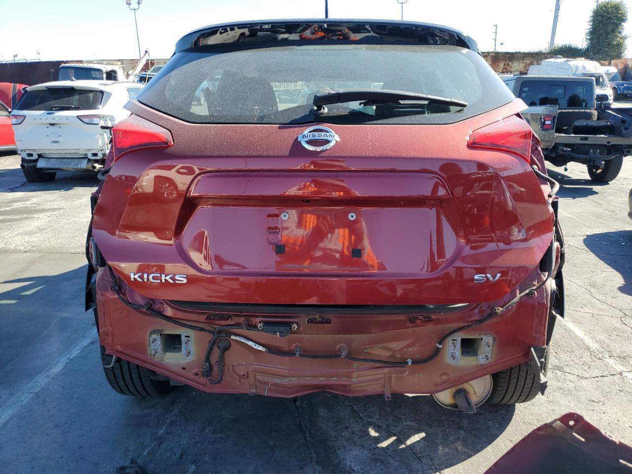 2018 NISSAN KICKS