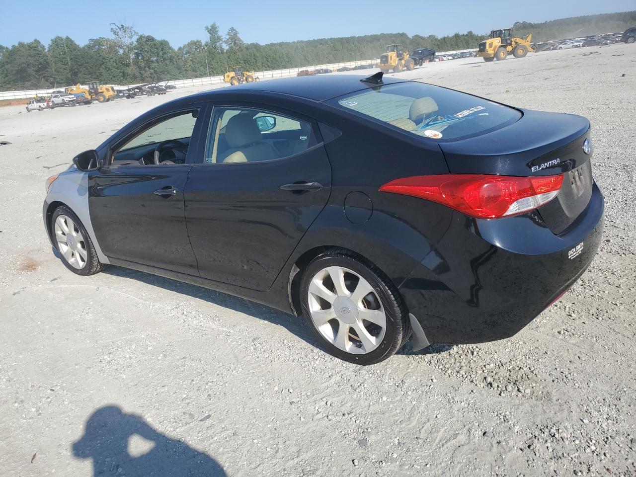 2013 HYUNDAI ELANTRA