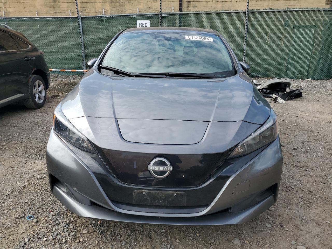 2024 NISSAN LEAF