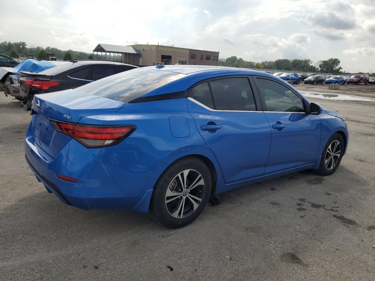 2022 NISSAN SENTRA