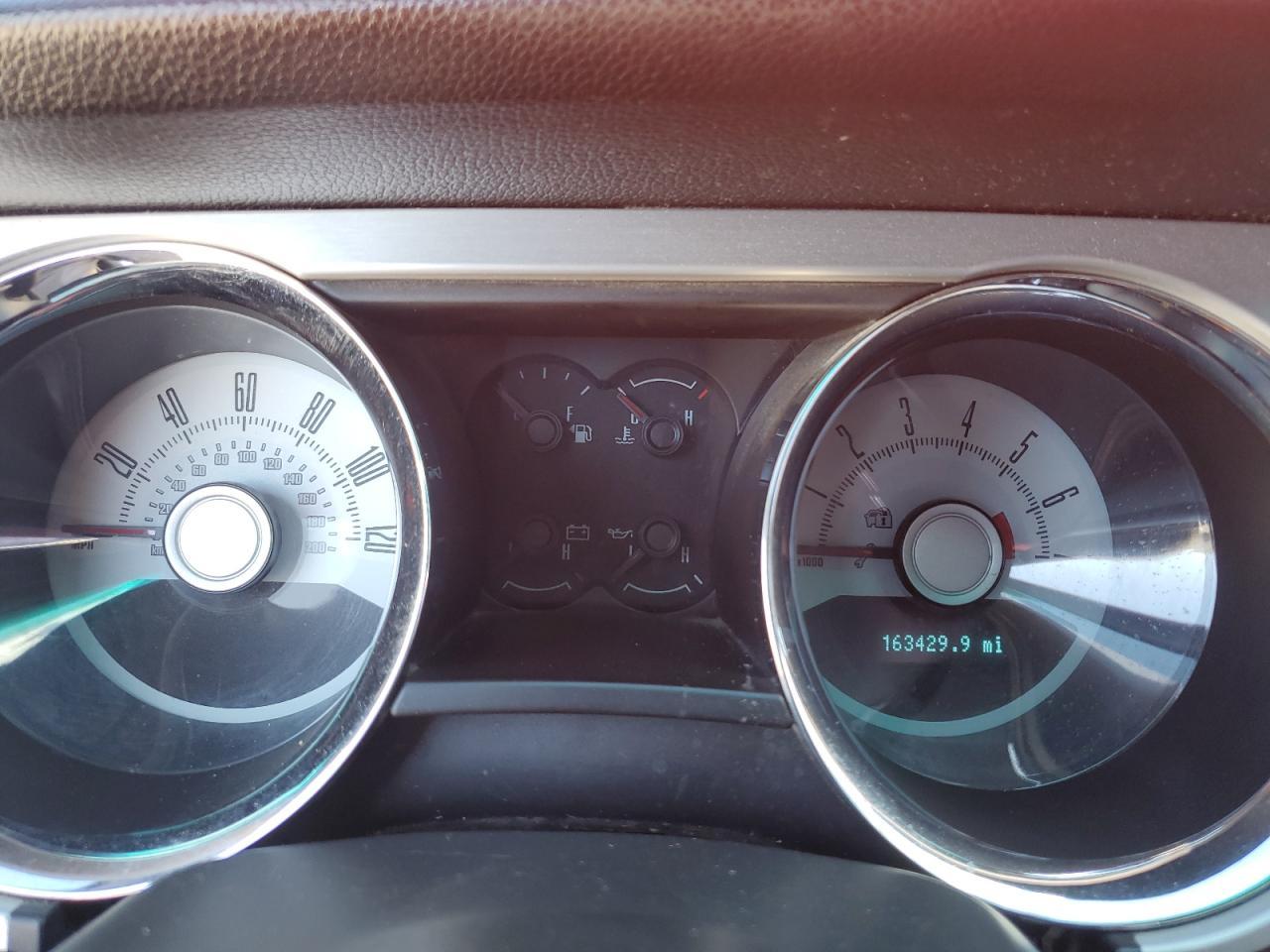 2010 FORD MUSTANG