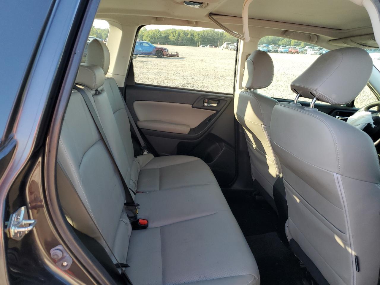 2015 SUBARU FORESTER