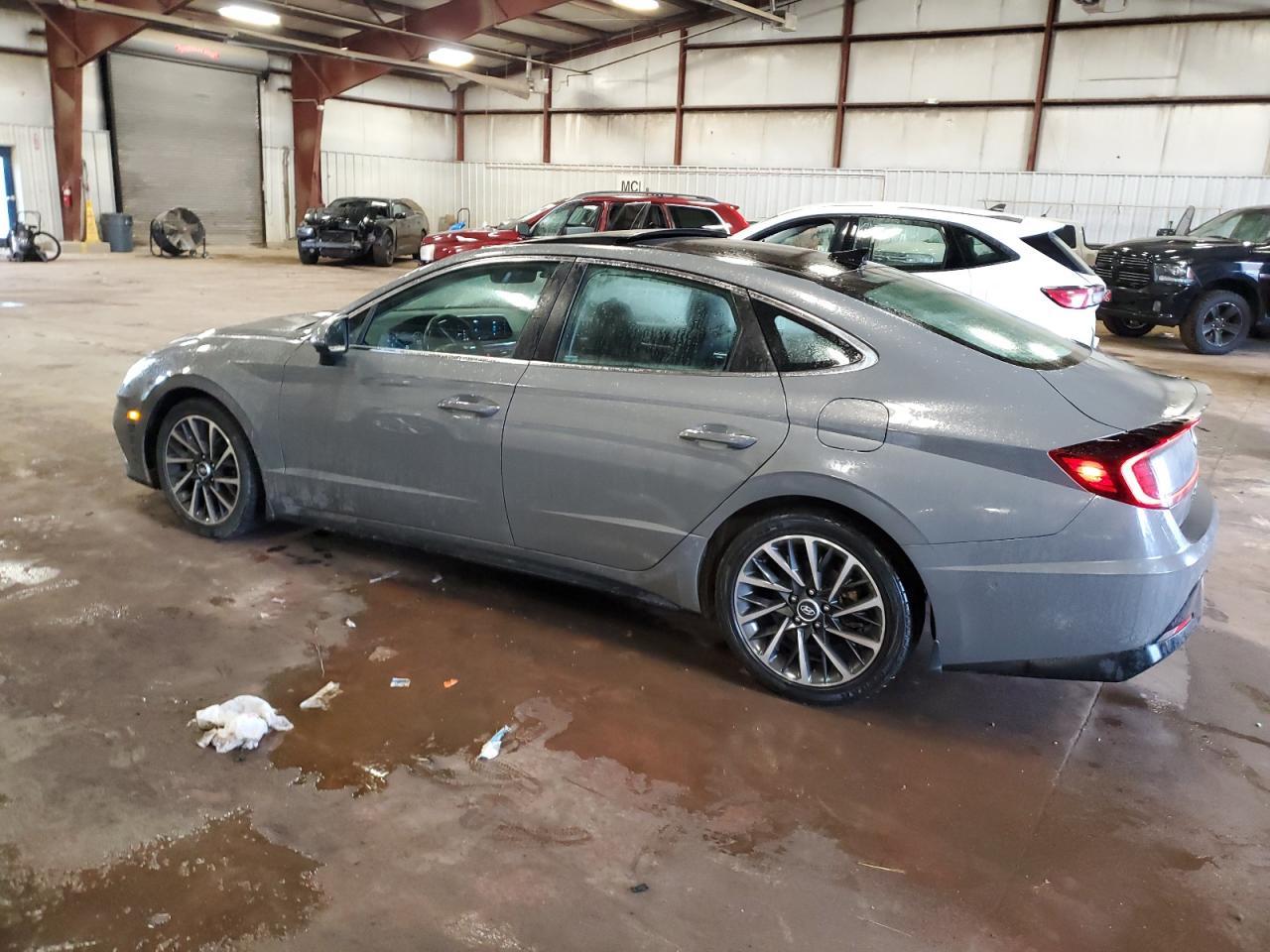 2022 HYUNDAI SONATA
