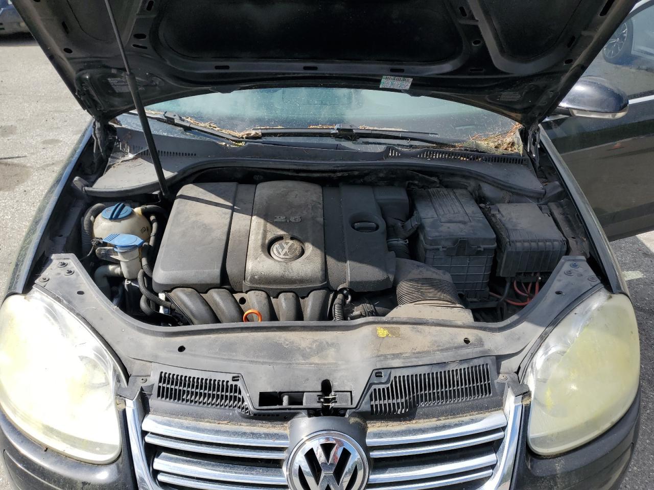 2005 VOLKSWAGEN JETTA