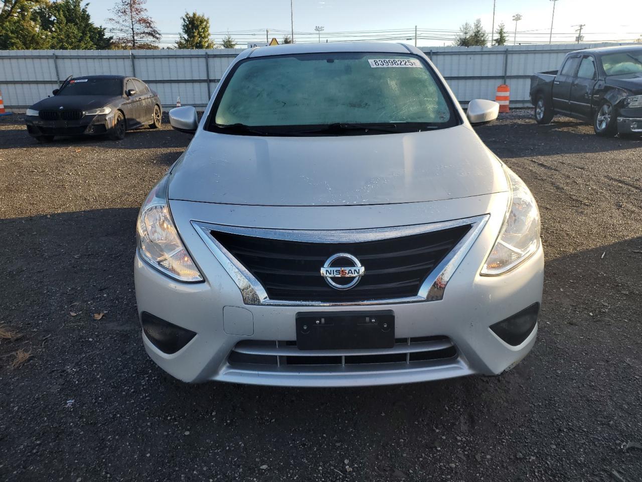 2016 NISSAN VERSA