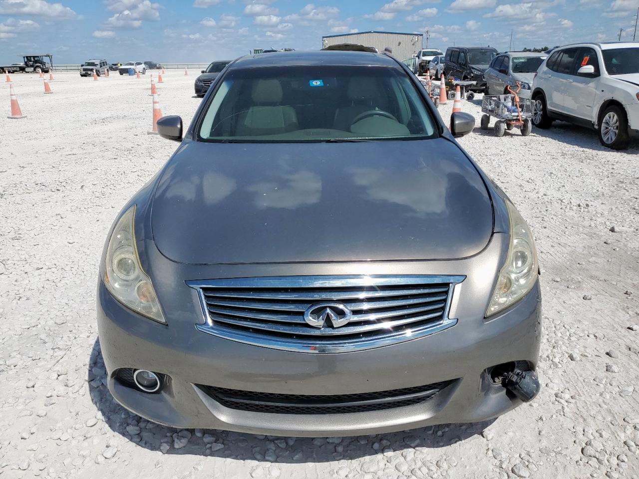 2010 INFINITI G37