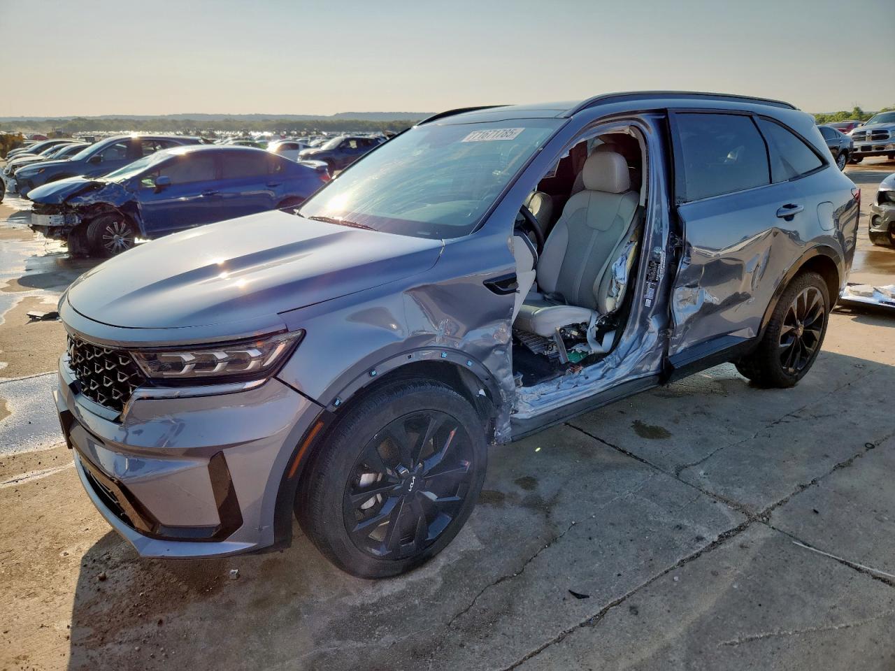 2023 KIA SORENTO