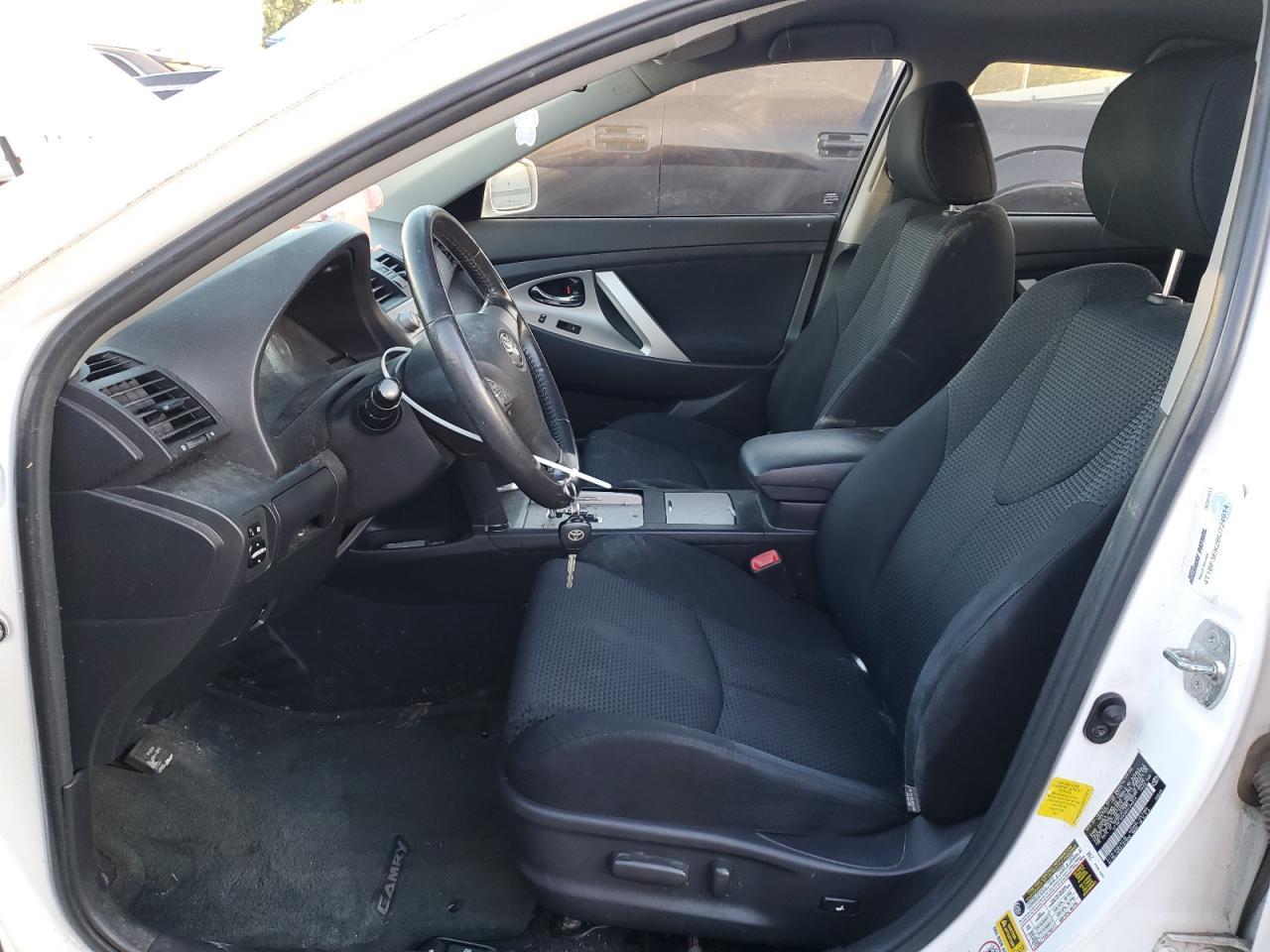 2011 TOYOTA CAMRY