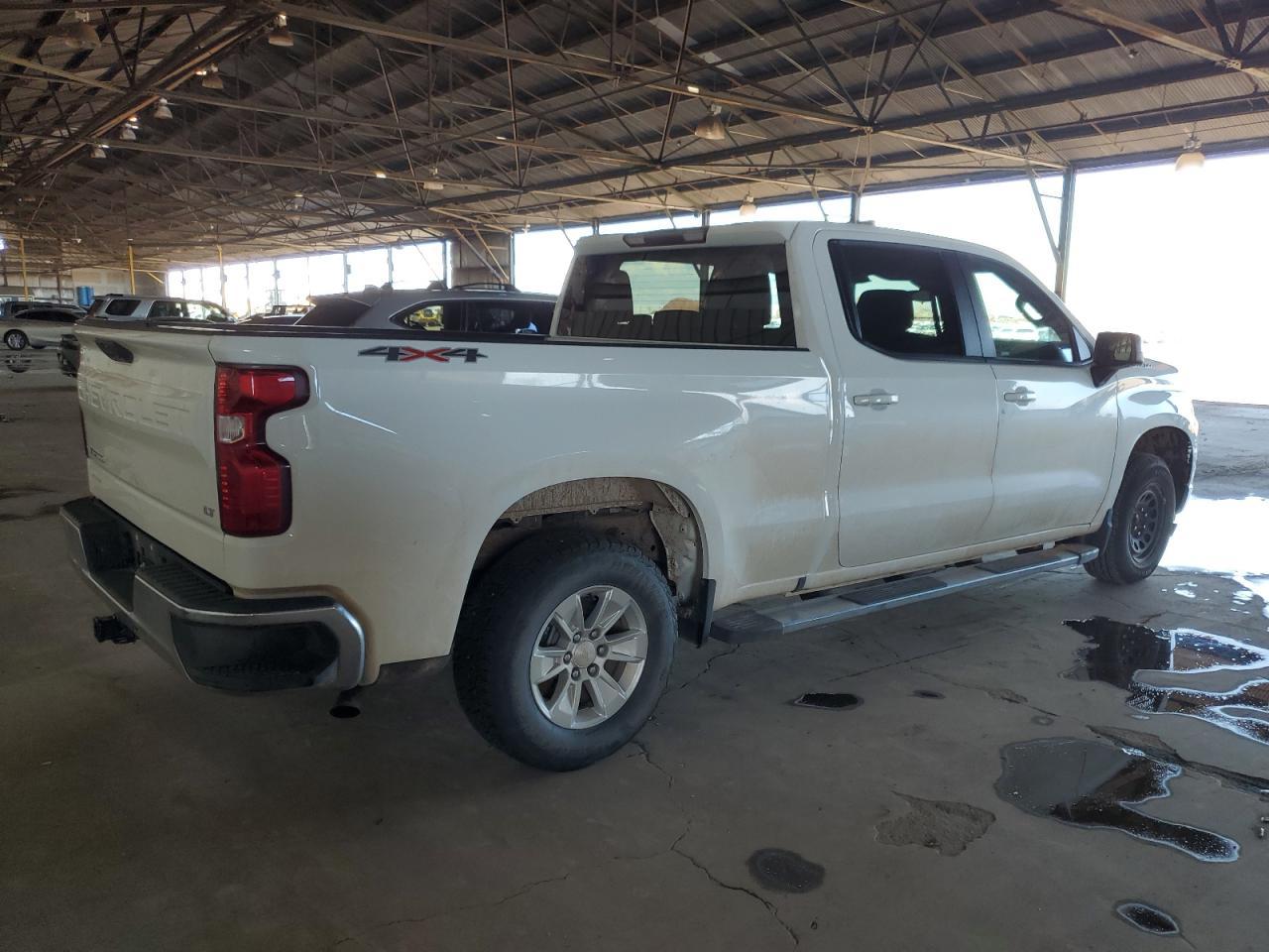2023 CHEVROLET Silverado