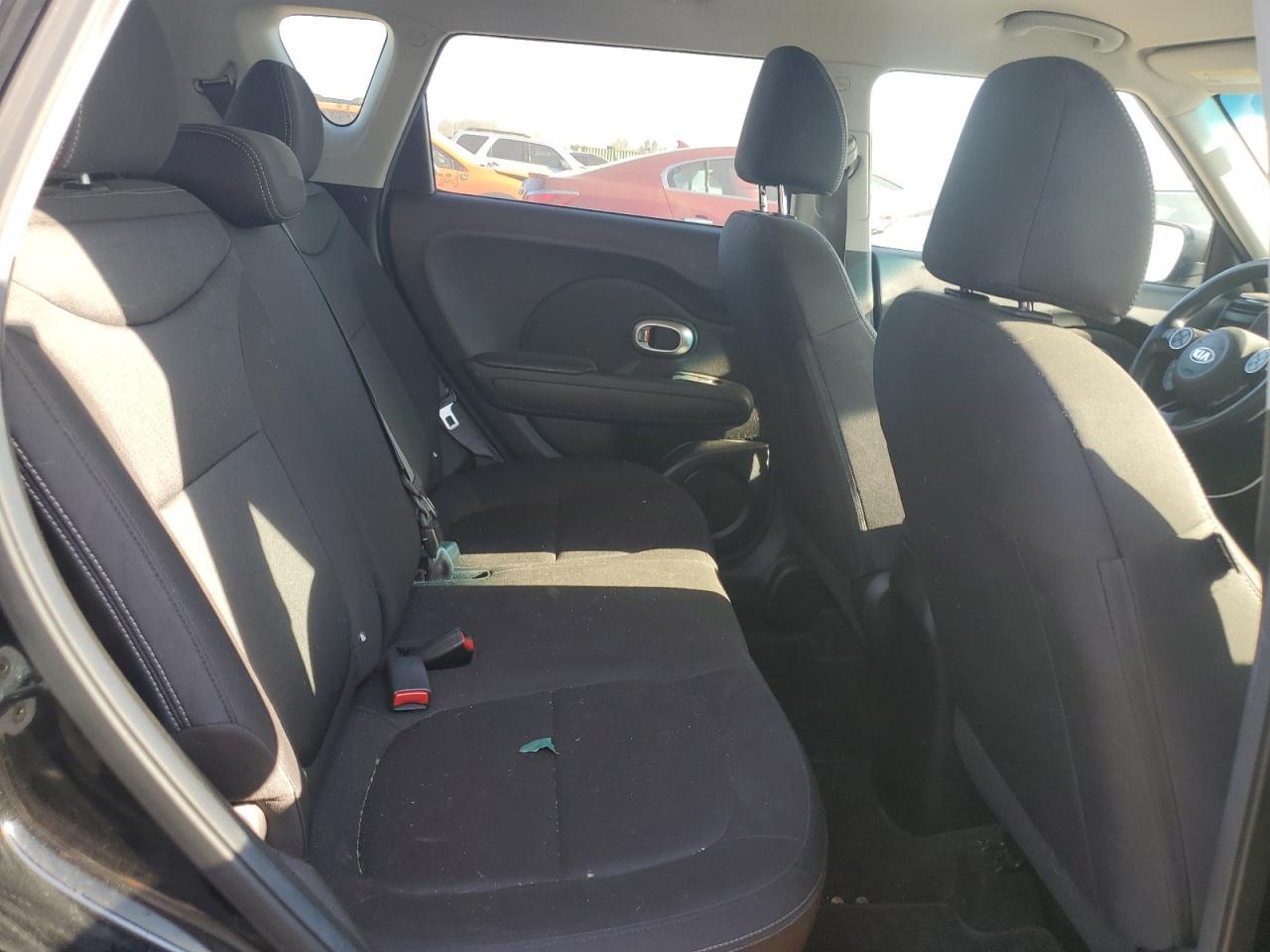 2017 KIA SOUL