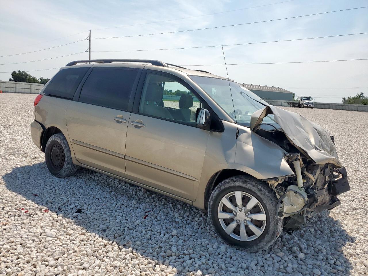 2009 TOYOTA SIENNA